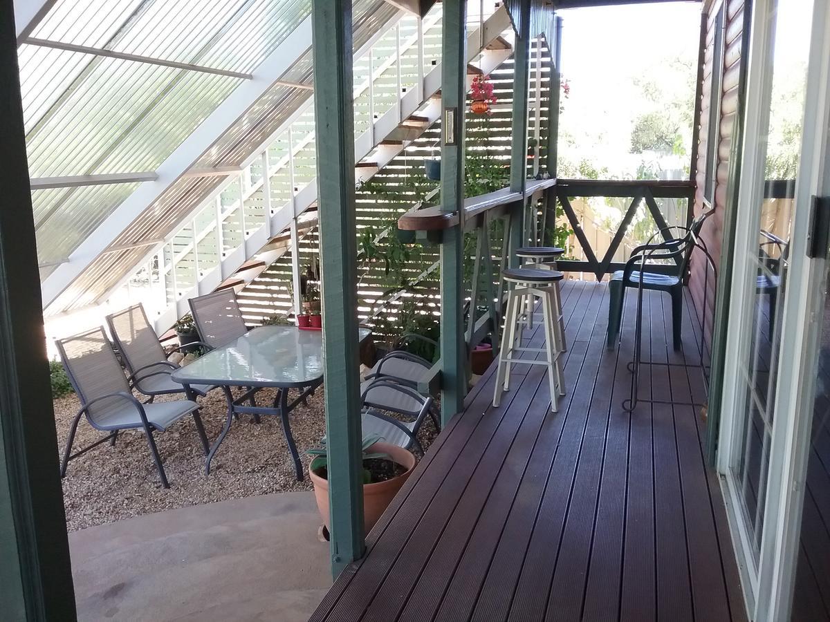 Sonja'S Bed And Breakfast Lightning Ridge Buitenkant foto