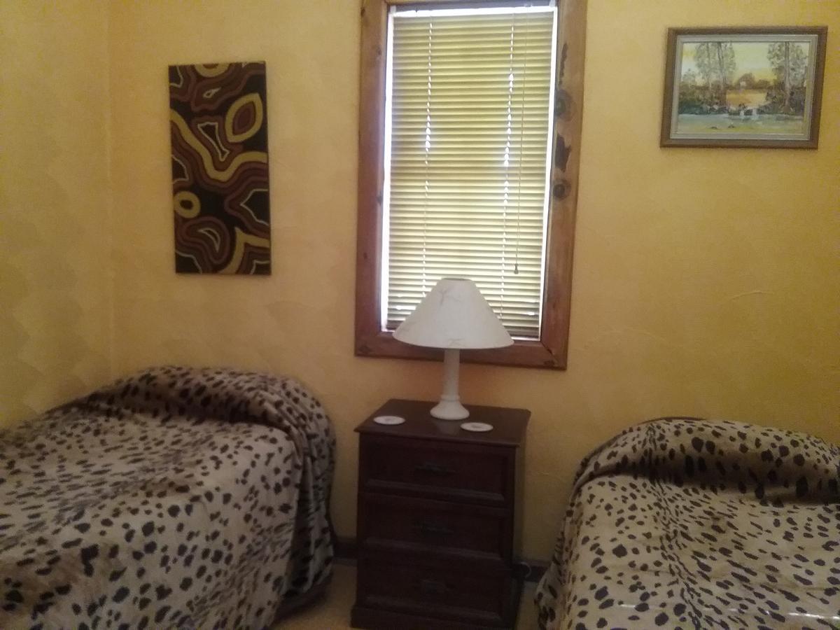 Sonja'S Bed And Breakfast Lightning Ridge Buitenkant foto